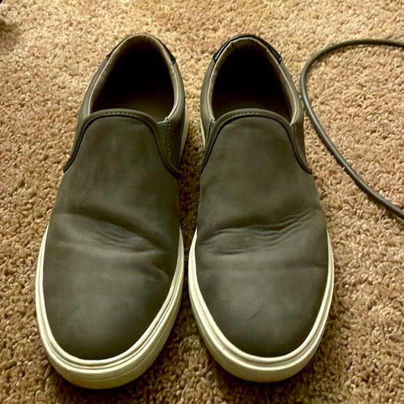 Tommy Hilfiger slip on shoes. Very good condition - Picture 1 of 4